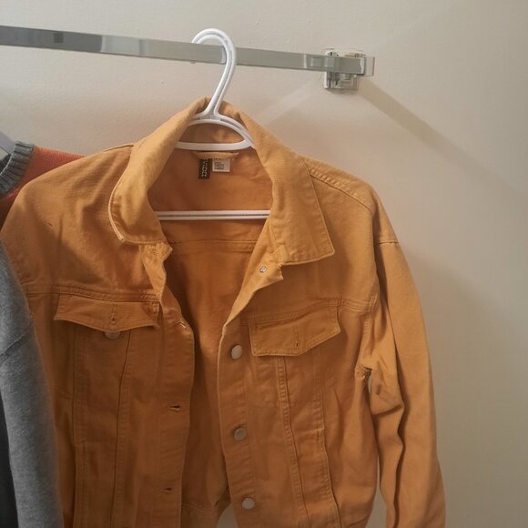 Bundle Sweater - Picture 5 of 5